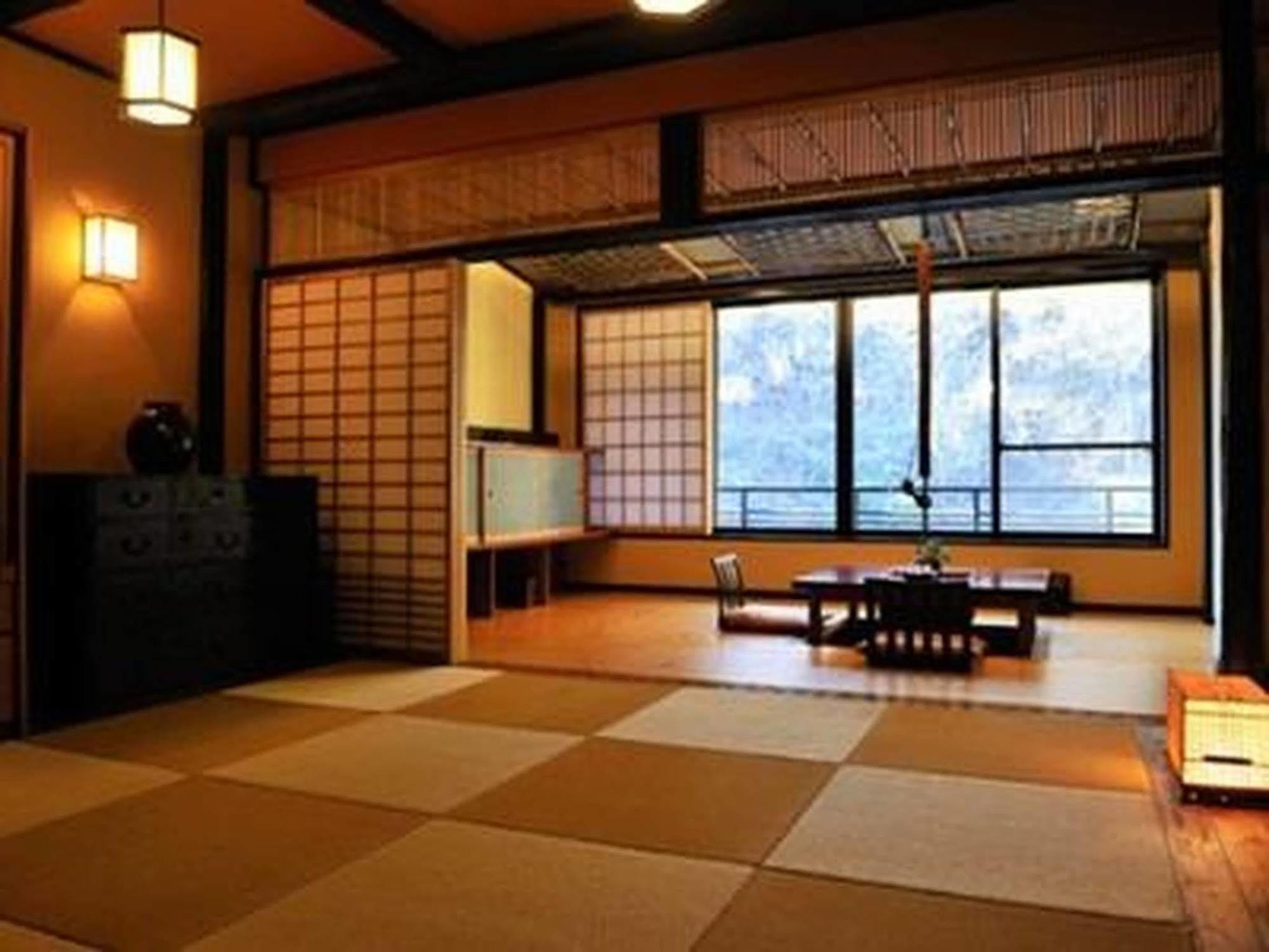 Hatago Higashiagatsuma Exterior photo