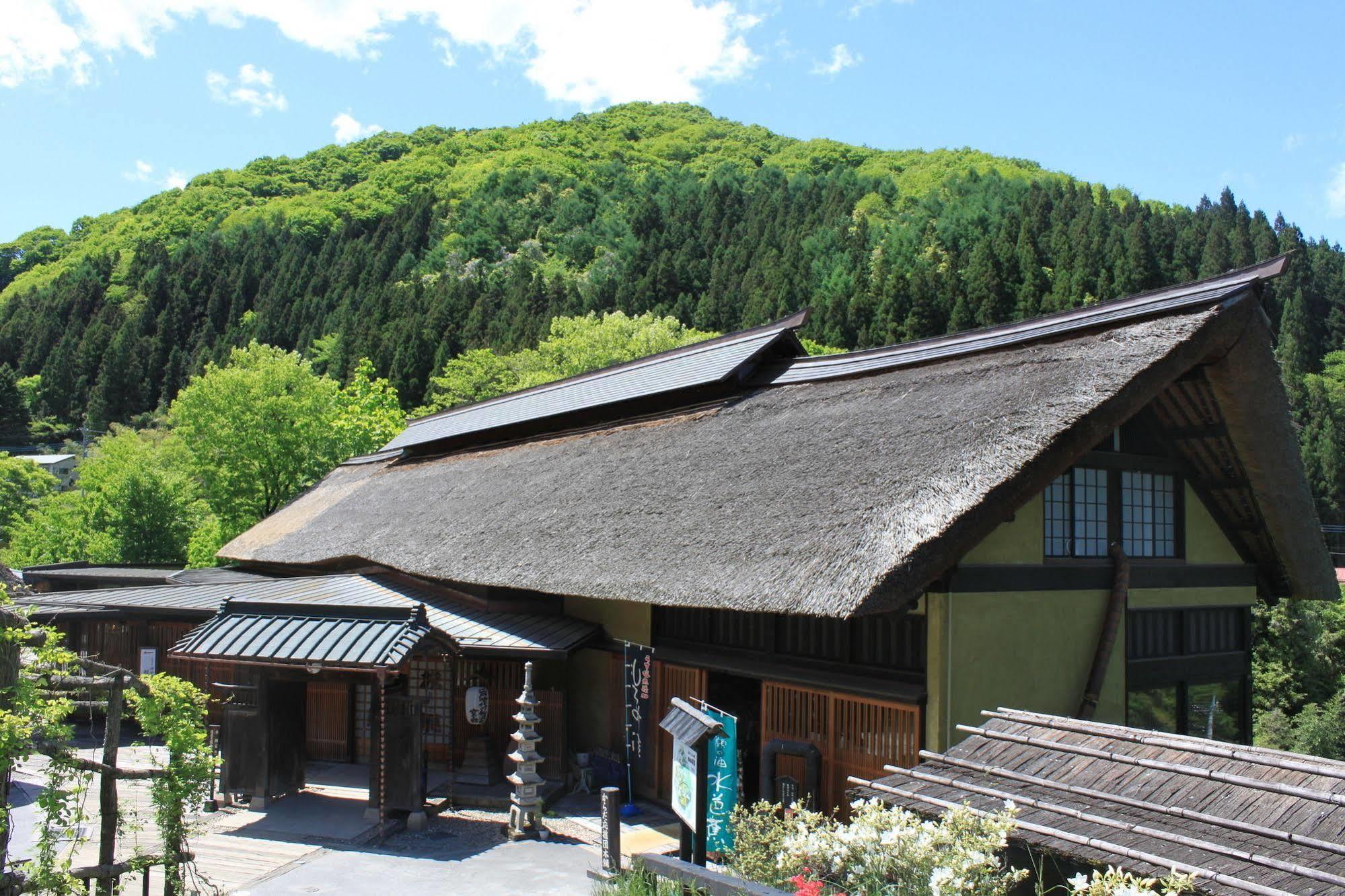 Hatago Higashiagatsuma Exterior photo